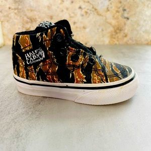 VANS - Half Cab Black Cami Canvas Print Skateboard Shoe - Toddler 4.5 - No Laces